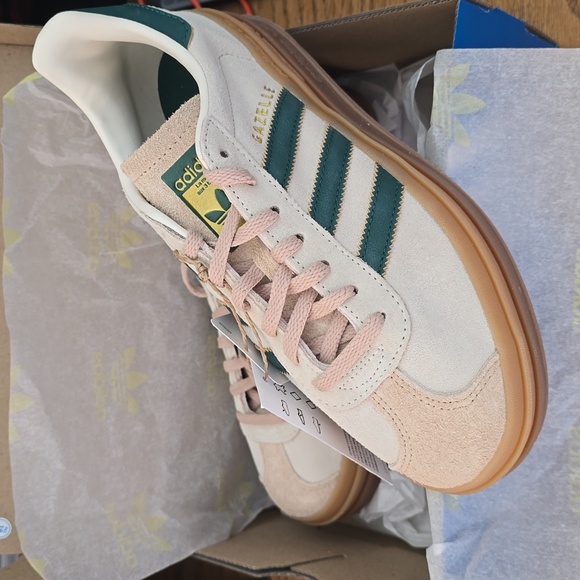 Adidas Originals Women's Gazelle Bold Shoes - Picture 10 of 12